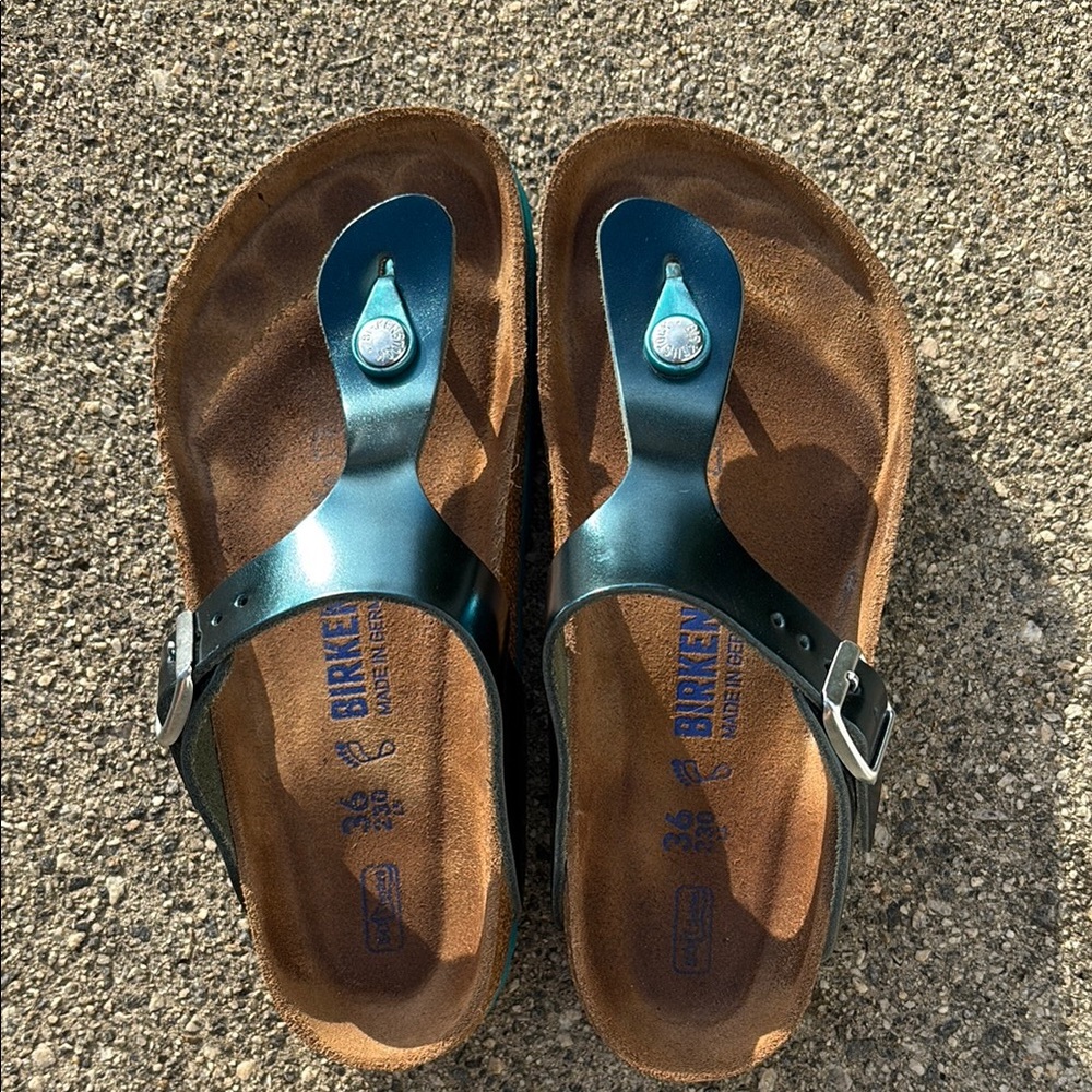 Shiny Teal Gizeh Birkenstocks